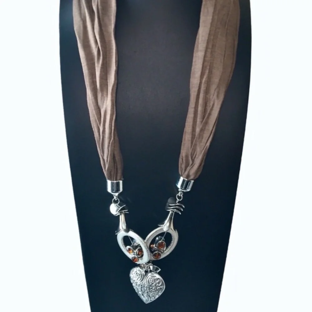Womens Scarf Necklace Continuous Loop Necklace Pendant Jewelry 58 Inches‎